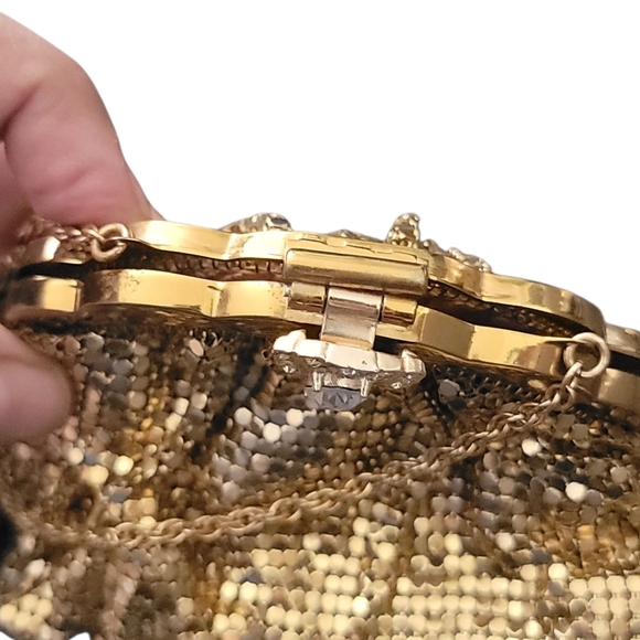 Whiting & Davis Co Gold Mesh Evening Bag With Rhinestone Clasp - Picture 14 of 15